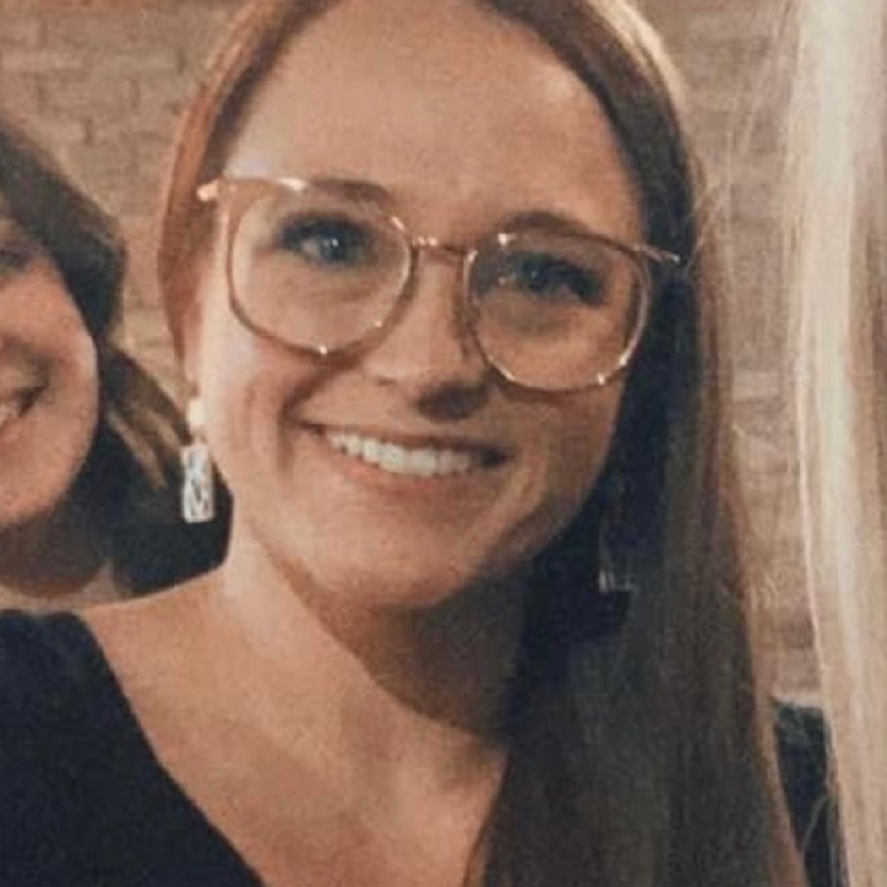 Meet your Posher, Kaitlyn